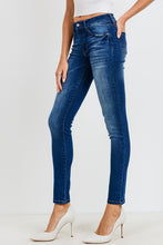 Load image into Gallery viewer, Ankle Skinny Jean
