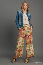 Load image into Gallery viewer, Wide Leg Print Pants
