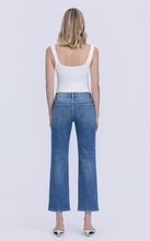 Load image into Gallery viewer, Mid rise ankle straight jean
