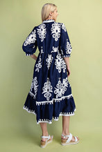 Load image into Gallery viewer, Shirt Style Midi Dress w/ 3/4 Sleeves
