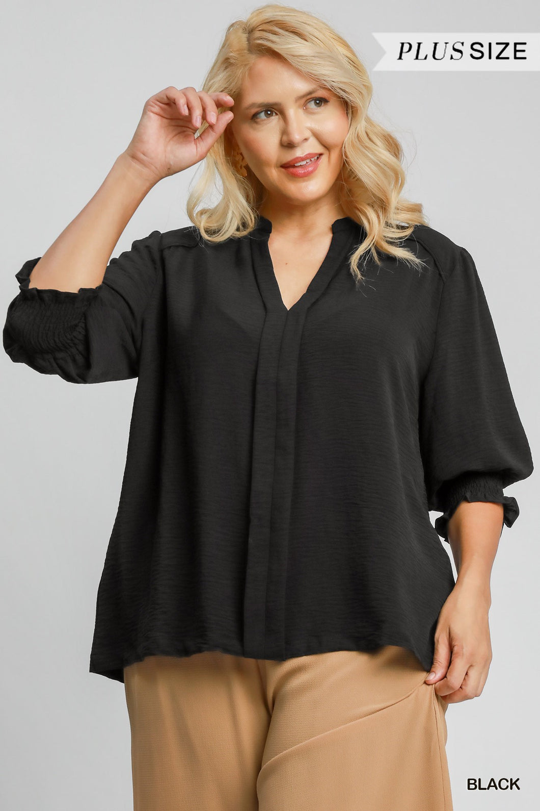Solid Split Neck Top W/Piping Detail