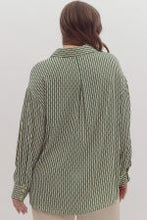 Load image into Gallery viewer, Printed Long Sleeve Button Up
